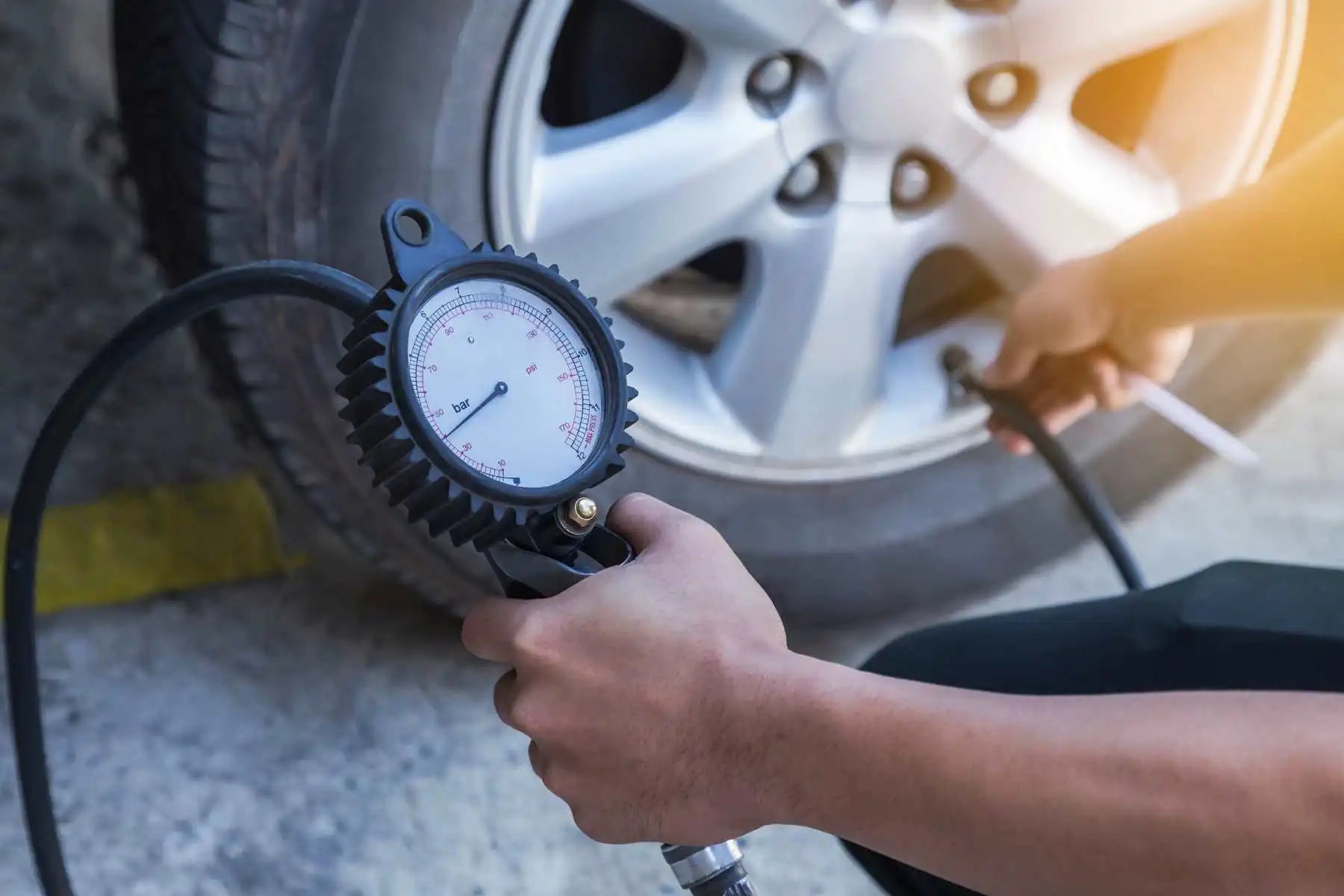 Contrôle rapide pression et niveaux + mini diagnostic visuel